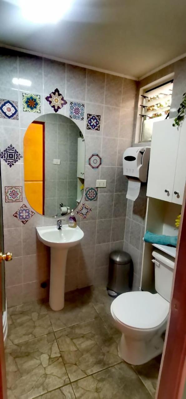 Hostal La Casa Del Puente Сантьяго Экстерьер фото